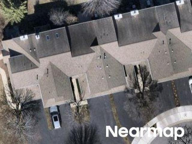 Condo for sale in Mchenry, Illinois