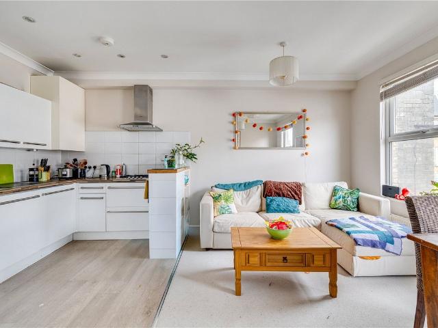 Apartment for rent in Hammersmith, Greater London