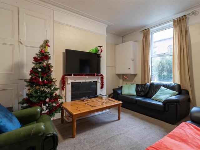 House for rent in Woodhouse, West Yorkshire