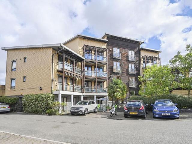 Apartment for rent in Blackwall, Greater London