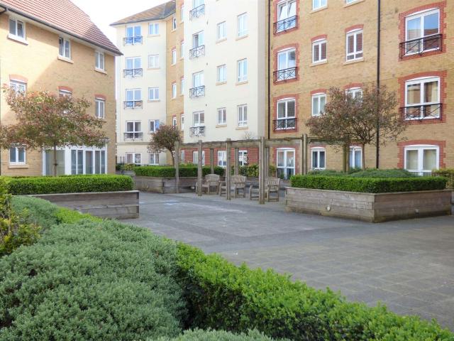 House for rent in Semilong, Northampton
