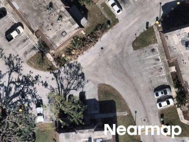 Townhouse for sale in Sarasota