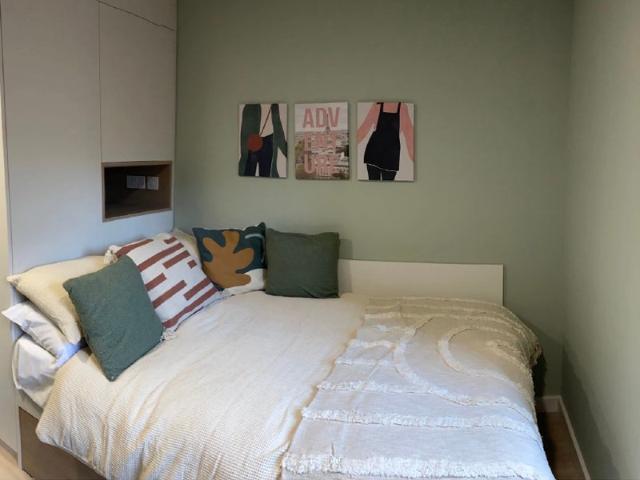 Studio for rent in Hillside, Old Town
