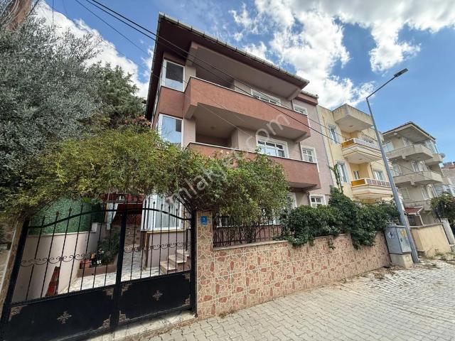 Tekirdağ, Süleymanpaşa içerisinde satılık Villa
