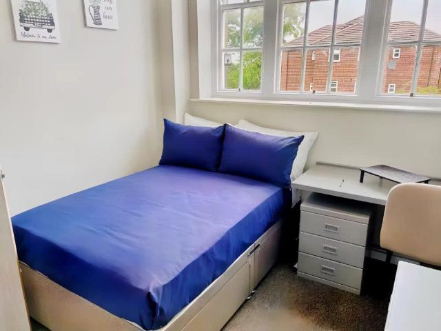 Room for rent in Cowgate, Newcastle upon Tyne
