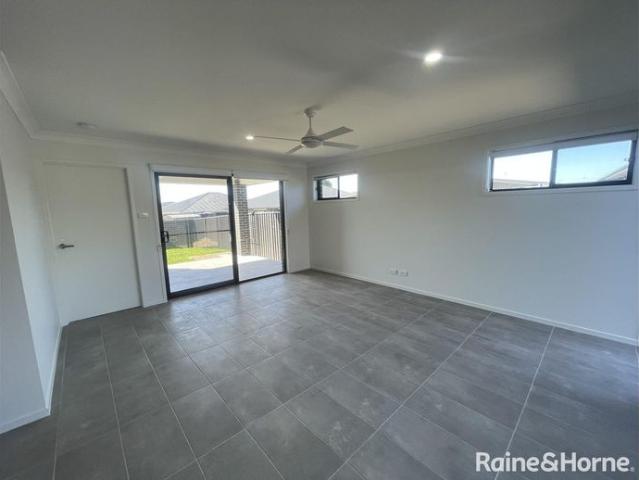 House for rent in Brisbane Grove, New South Wales