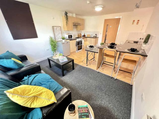 Room for rent in Elmfield, Leicestershire