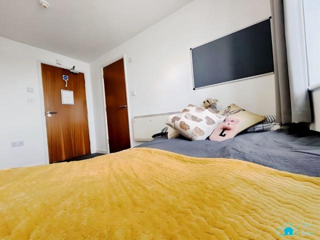 Room for rent in Troy Town, Rochester