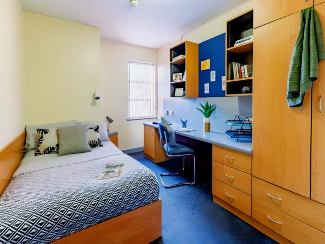 Room for rent in City Centre, South Yorkshire