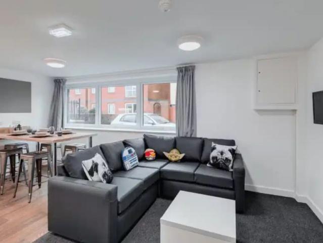 Room for rent in Greenbank, Mount Wise