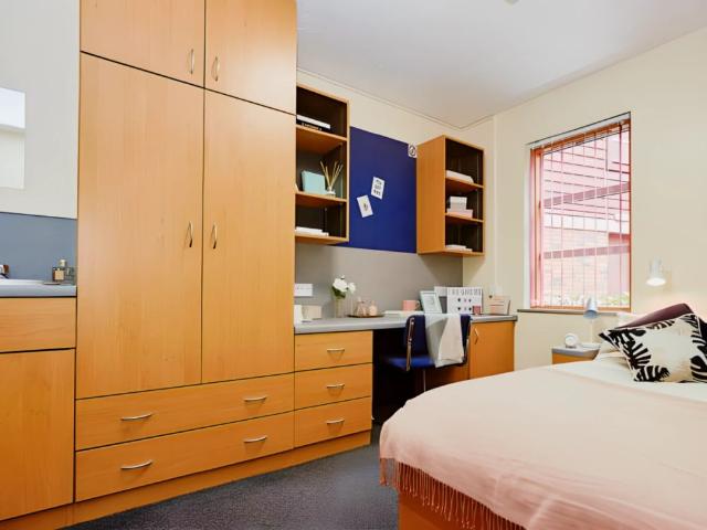 Room for rent in City Centre, South Yorkshire