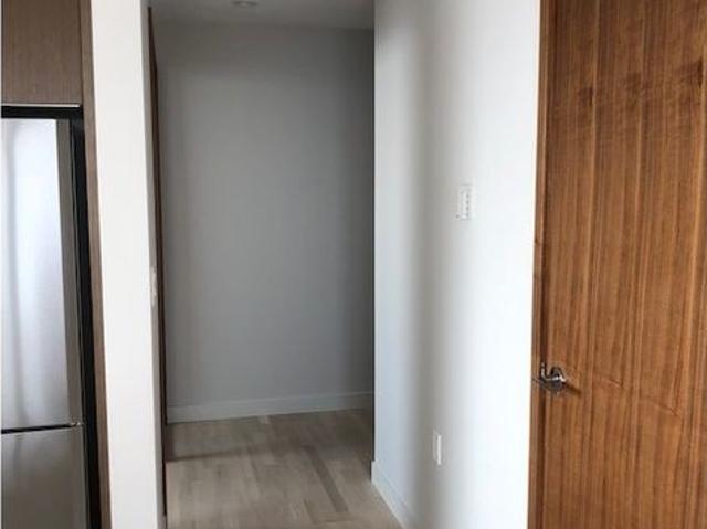 Apartment for rent in Surrey, British Columbia