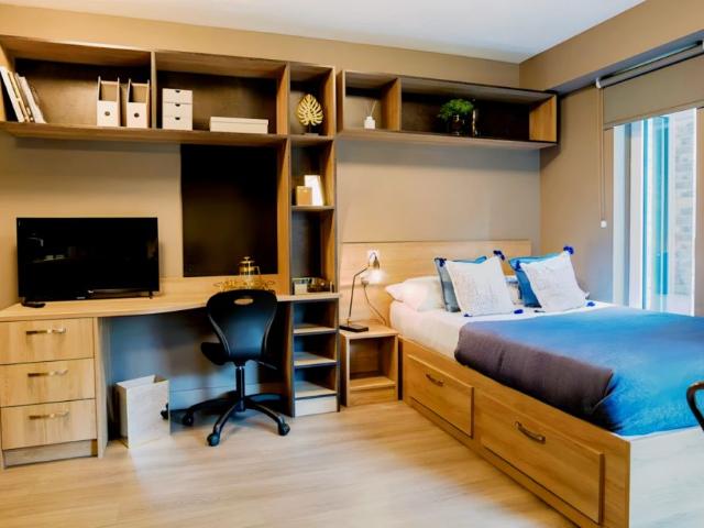 Studio for rent in Watergate, Devon