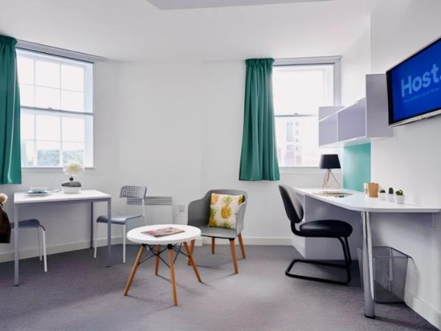 Studio for rent in Bede Island, Old Wharf
