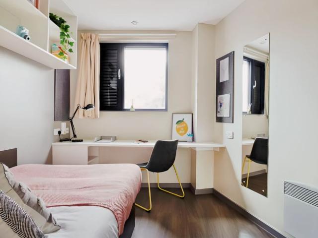 Room for rent in Lower Stoke, Coventry