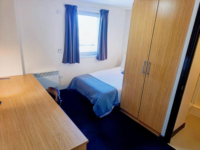 Room for rent in Elmfield, Leicestershire