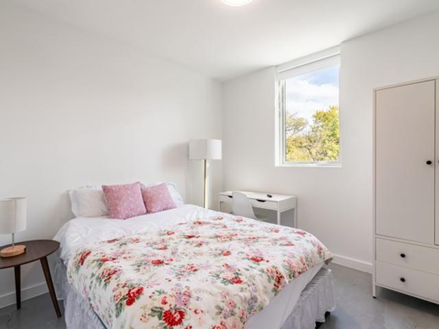 Room for rent in Vancouver, British Columbia