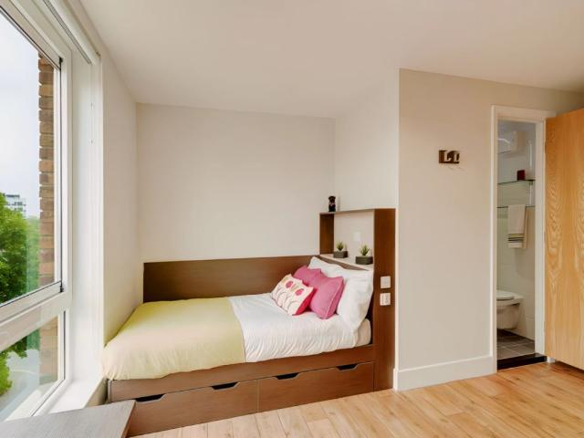 Studio for rent in Surbiton, Greater London
