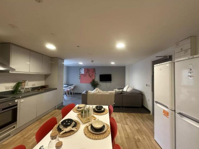Studio for rent in City Centre, South Yorkshire