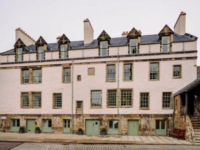 Studio for rent in Old Town, Scotland