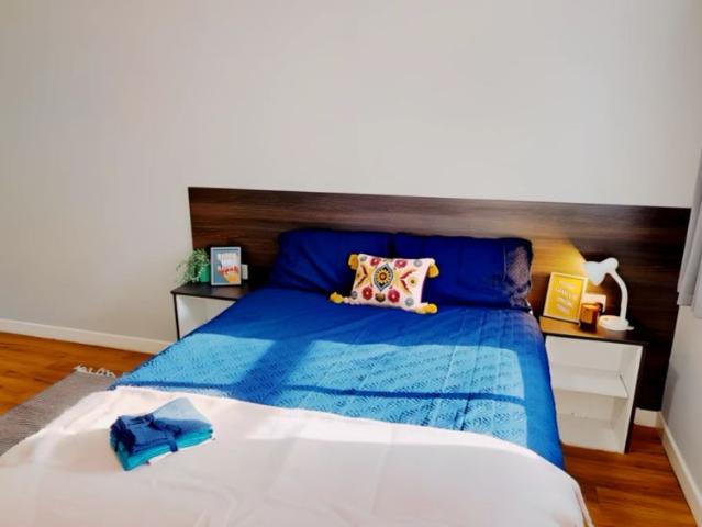 Studio for rent in St Ann's, Haddon
