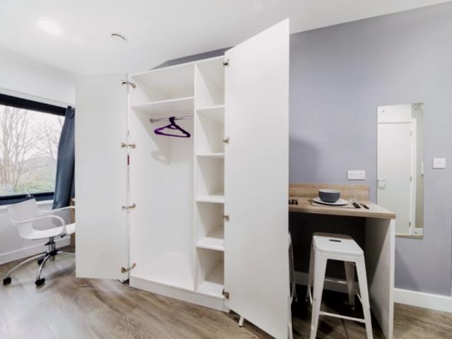 Studio for rent in Norbiton, Greater London