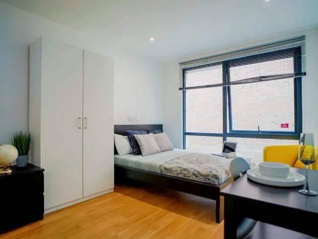 Studio for rent in City Centre, South Yorkshire