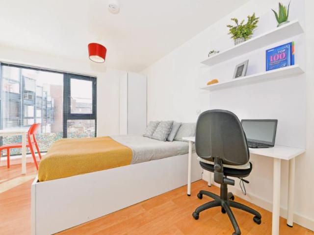 Studio for rent in Headingley Hill, Headingley