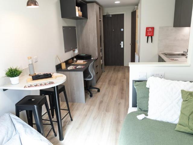 House for rent in Fratton, City Of Portsmouth
