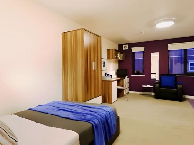 Studio for rent in Barracks, The Bridge