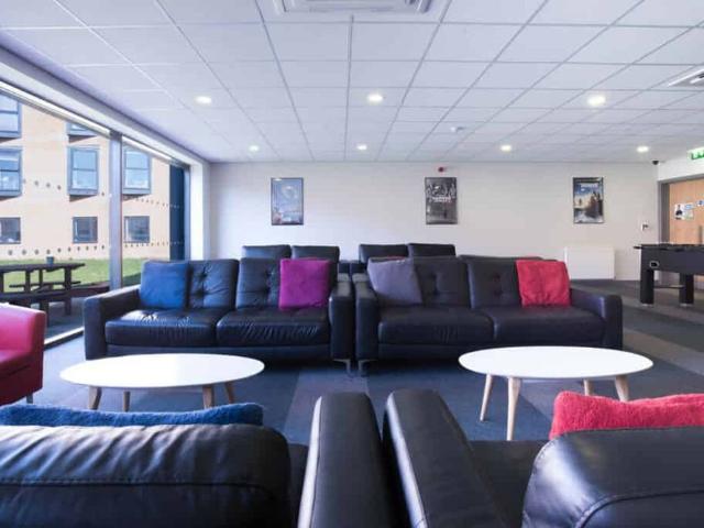 Studio for rent in Stoke, Stoke-on-Trent