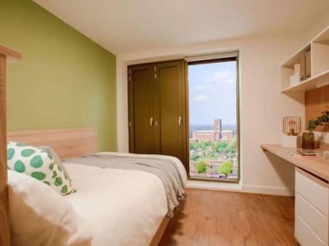 Studio for rent in Guildford Park, Westborough