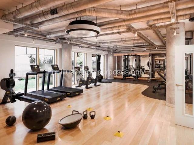 Studio for rent in Cowcaddens, Scotland