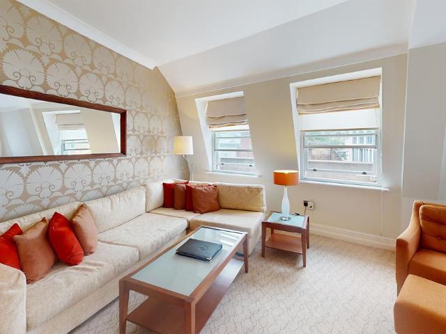 Apartment for rent in St Paul's, Greater London