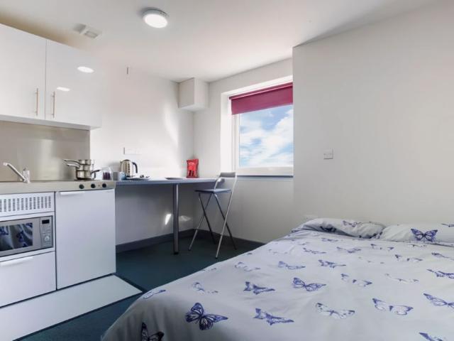 Studio for rent in Oakhill, Stoke