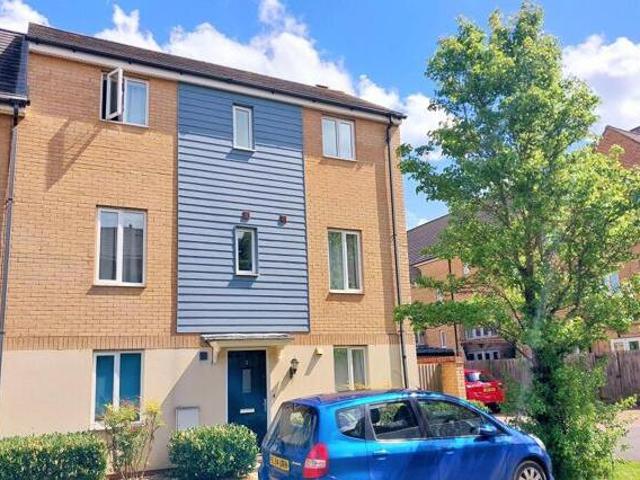 House for sale in Hampton Green, Cambridgeshire