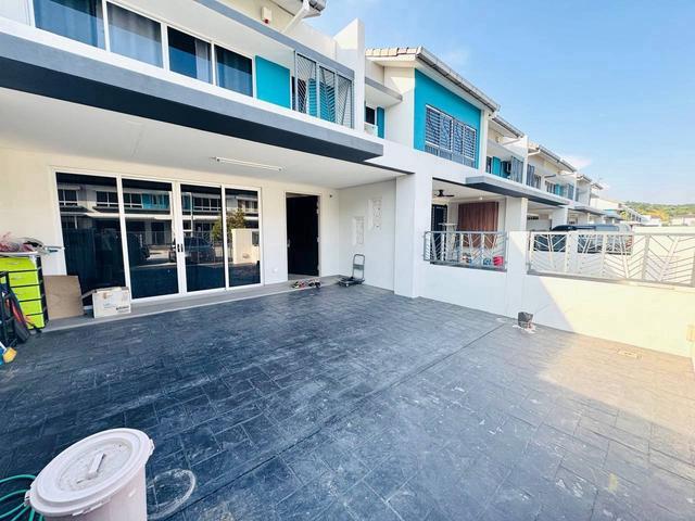 Terraced House for rent in Tanjong Sepat, Selangor