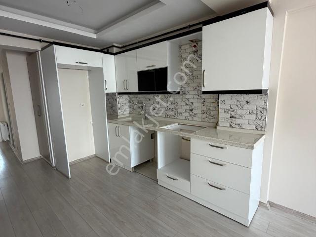 Karabağlar, İzmir içerisinde kiralık mülk