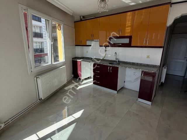 Karabağlar, İzmir içerisinde kiralık mülk