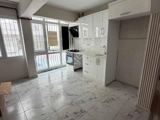 Karabağlar, İzmir içerisinde kiralık mülk