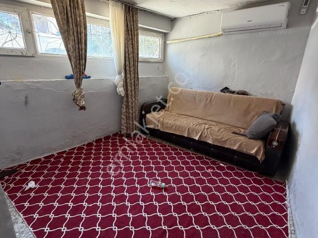 Karabağlar, İzmir içerisinde satılık mülk