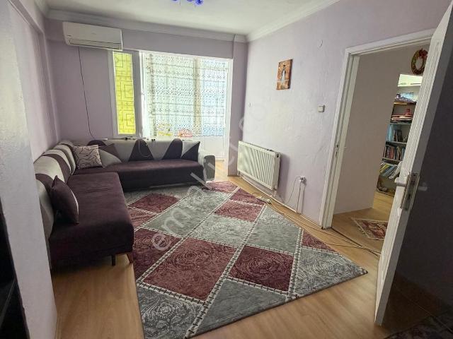 Karabağlar, İzmir içerisinde satılık mülk