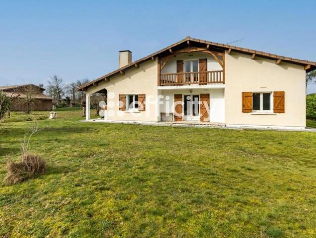 Maison vente à Arcachon, Salles