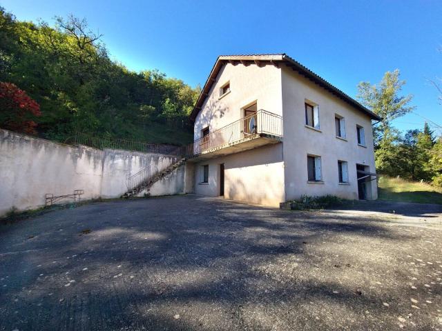 Maison vente à Villefranche-de-Rouergue, Monteils