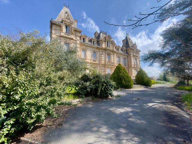 Château vente à Béziers