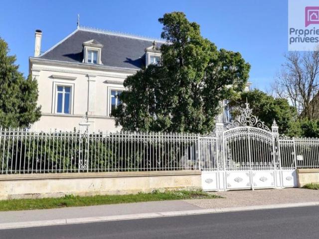 Maison vente à Saint-Jean-d'Angély, Villeneuve-la-comtesse