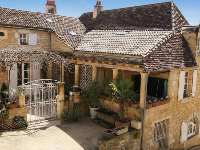Maison vente à Sarlat-la-Canéda, Castels
