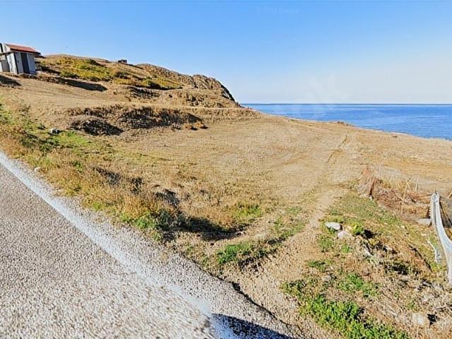 Çakıl Mahallesi, Erdek içerisinde satılık Arsa