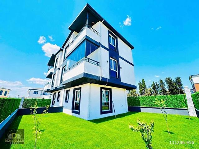 Yeniçiftlik Mahallesi, Marmaraereğlisi içerisinde satılık Villa