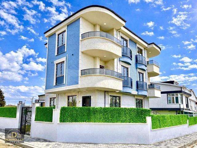 Yeniçiftlik Mahallesi, Marmaraereğlisi içerisinde satılık Villa